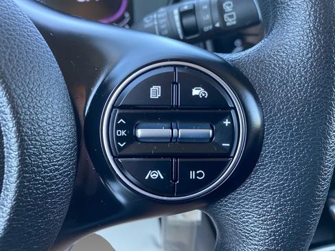Certified 2023 Kia Soul LX FWD image 24