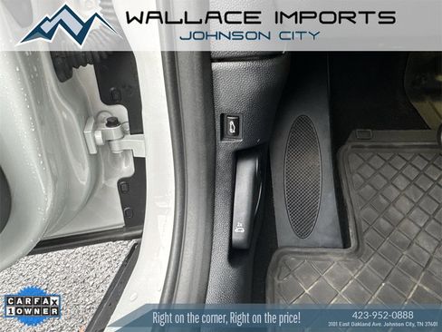 Used 2017 MINI Cooper Base image 35