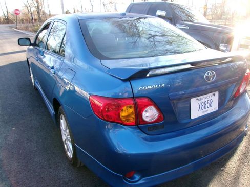 Used 2010 Toyota Corolla S image 16