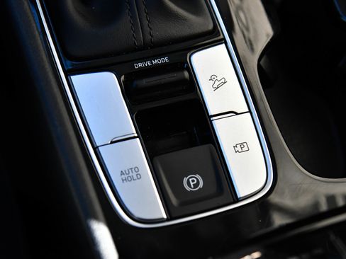 Used 2024 Hyundai Santa Cruz SEL image 25