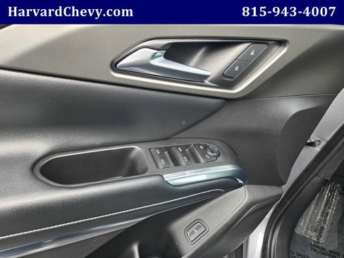 Used 2025 Chevrolet Traverse LT AWD/4WD image 34