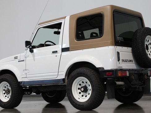 Used 1988 Suzuki Samurai 4WD Soft Top image 27