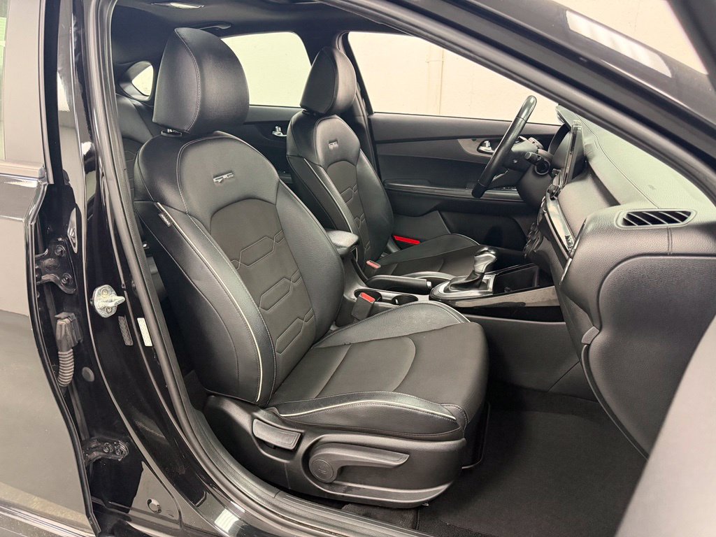 Used 2021 Kia Forte GT-Line w/ GT-Line Premium Package FWD image 10