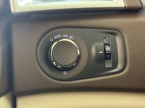 Used 2015 Cadillac SRX Luxury w/ Driver Awareness Package AWD/4WD image 36