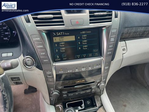 Used 2007 Lexus LS 460 RWD image 15