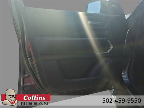 Certified 2025 Nissan Armada Platinum Reserve image 20