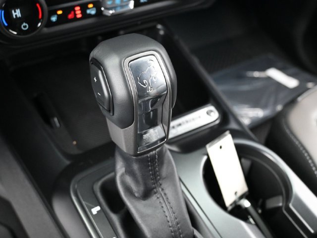 Used 2025 Ford Bronco Outer Banks AWD/4WD image 22