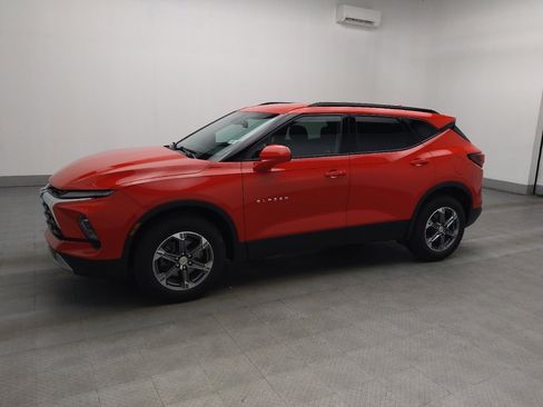 Used 2024 Chevrolet Blazer LT w/ Convenience Package image 2