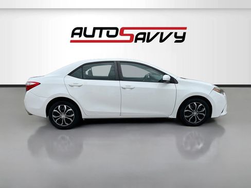 Used 2015 Toyota Corolla LE FWD image 8