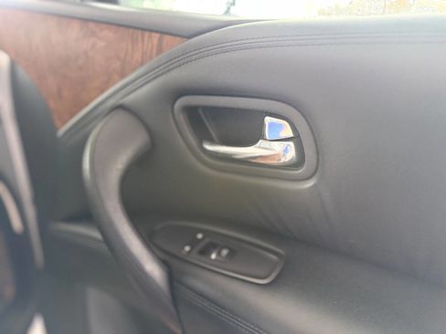 Used 2021 Nissan Armada SL w/ Captain's Chairs Package image 41