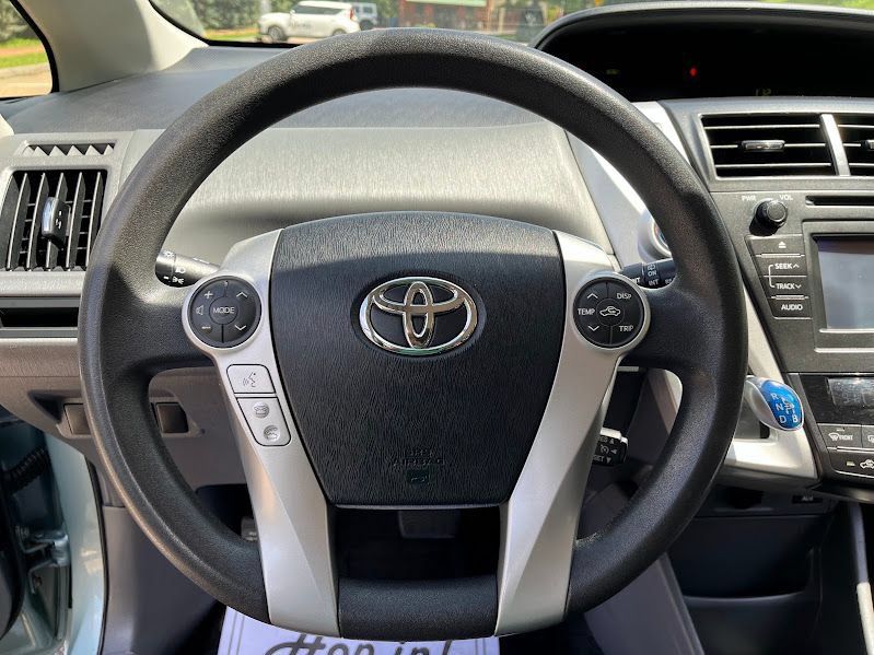 Used 2013 Toyota Prius V Three FWD image 12