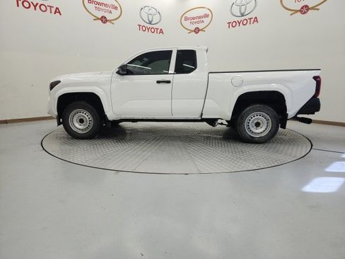 Certified 2024 Toyota Tacoma SR image 5