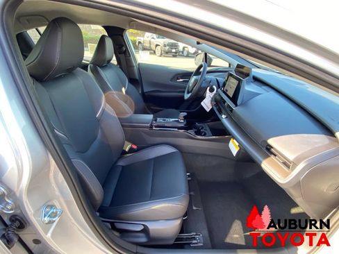 New 2027 Toyota Prius XLE FWD image 10