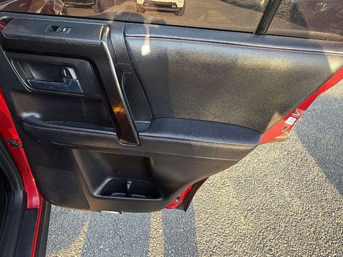 Used 2021 Toyota 4Runner TRD Off-Road Premium image 15