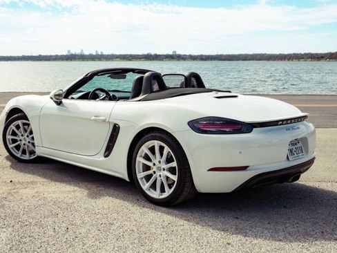 Used 2019 Porsche 718 Boxster RWD image 49