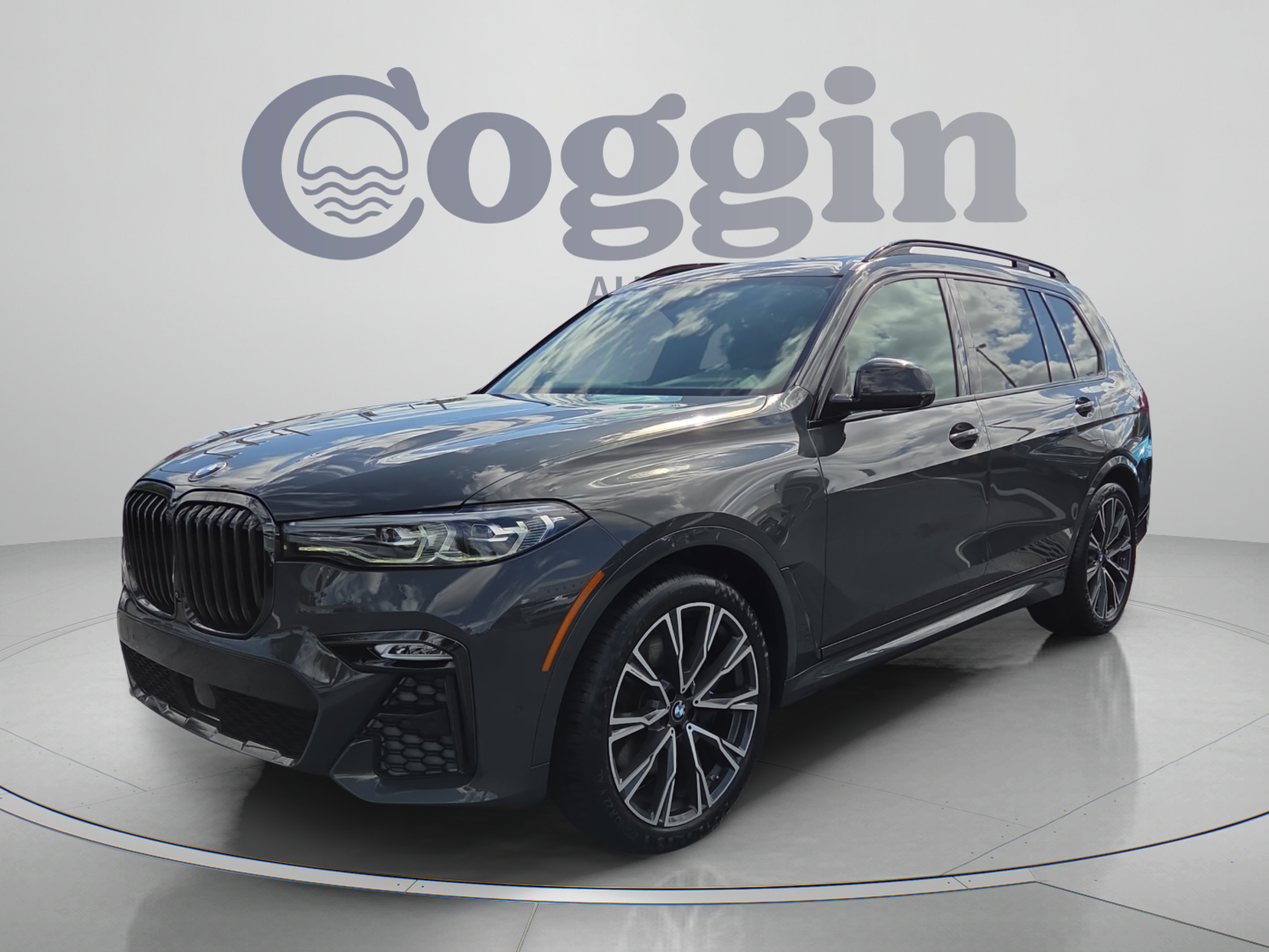 Used 2021 BMW X7 xDrive40i w/ M Sport Package AWD/4WD image 1