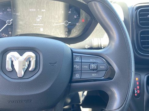 Used 2025 RAM ProMaster 2500 w/ Convenience Group FWD image 42