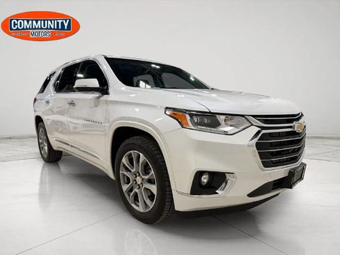 Used 2020 Chevrolet Traverse Premier AWD/4WD image 11