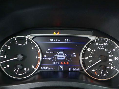 Used 2024 Nissan Altima 2.5 SV image 15