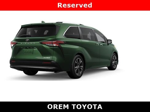 New 2026 Toyota Sienna Platinum image 9