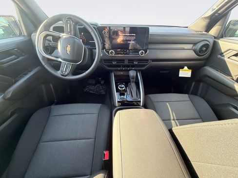 New 2026 Chevrolet Colorado W/T image 17