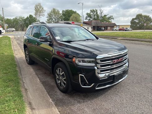 Used 2023 GMC Acadia SLT image 8