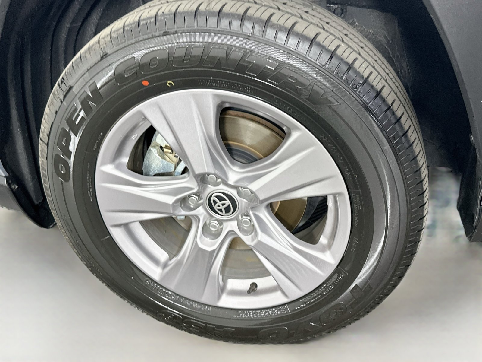 Certified 2025 Toyota RAV4 XLE AWD/4WD image 30