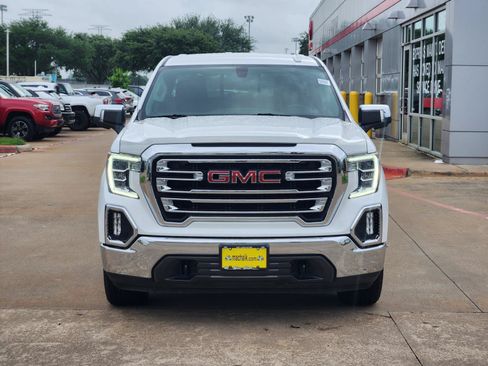 Used 2021 GMC Sierra 1500 SLT AWD/4WD image 2