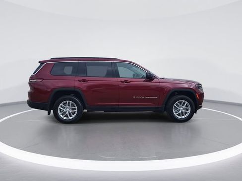 New 2026 Jeep Grand Cherokee L Laredo image 9