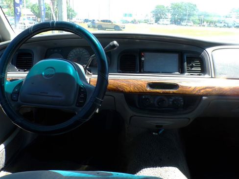 Used 1999 Mercury Grand Marquis GS RWD image 9