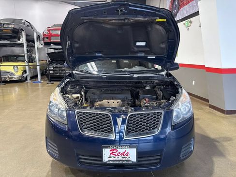 Used 2010 Pontiac Vibe AWD w/ Sun And Sound Package image 48