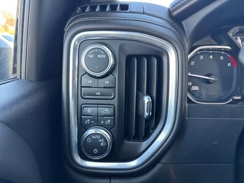 Used 2022 GMC Sierra 2500 SLE w/ SLE Convenience Package image 14