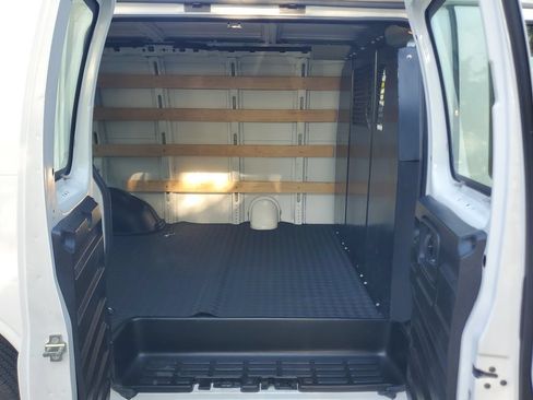 Used 2025 Chevrolet Express 2500 w/ Driver Convenience Package RWD image 11