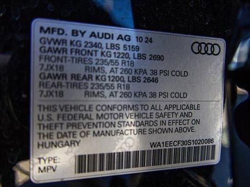 Certified 2025 Audi Q3 2.0T Premium Plus w/ Premium Plus Package image 28