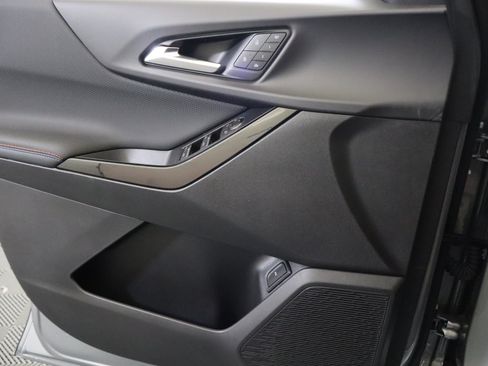 Used 2024 Chevrolet Equinox LT w/ LPO, Floor Liner Package FWD image 33