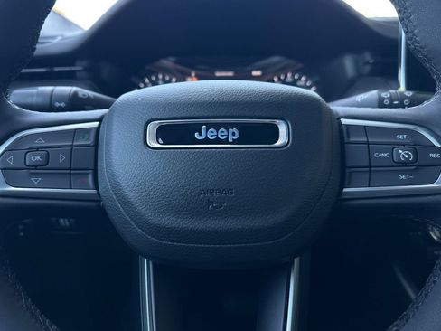 New 2026 Jeep Compass Latitude image 20