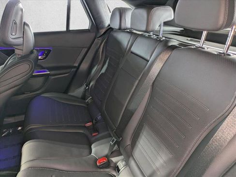 Used 2023 Mercedes-Benz GLC 300 image 19