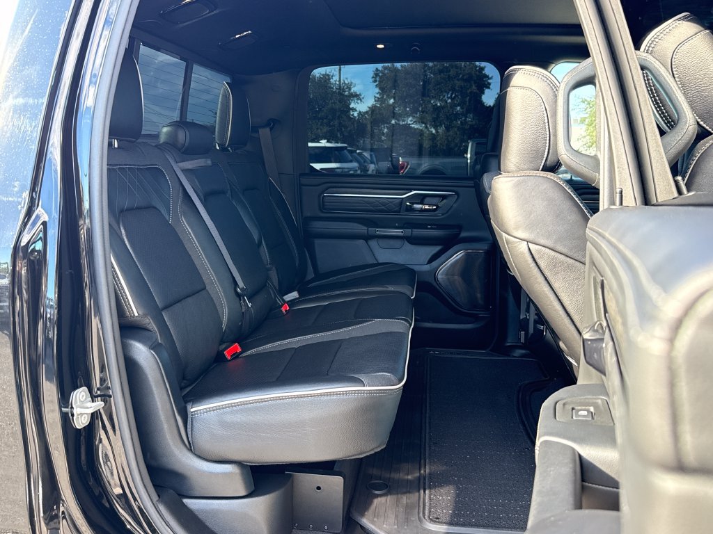 Used 2025 RAM 1500 Limited AWD/4WD image 29