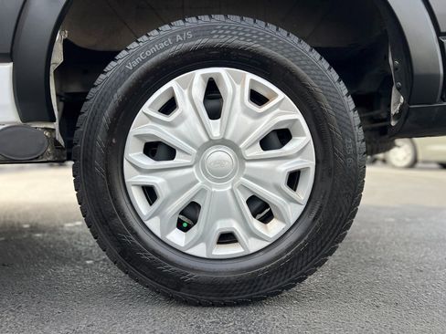 Used 2022 Ford Transit 250 Low Roof w/ Exterior Upgrade Package image 27