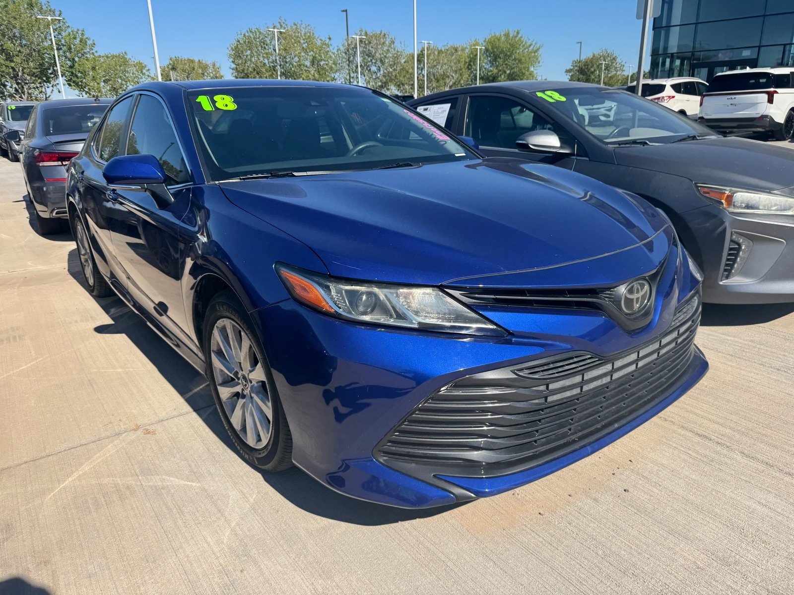 Used 2018 Toyota Camry LE w/ Audio Package FWD image 5