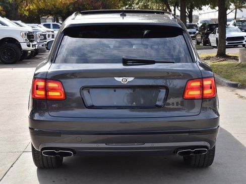 Used 2020 Bentley Bentayga image 9