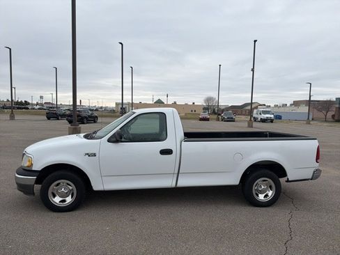 Used 2002 Ford F150 XL image 3