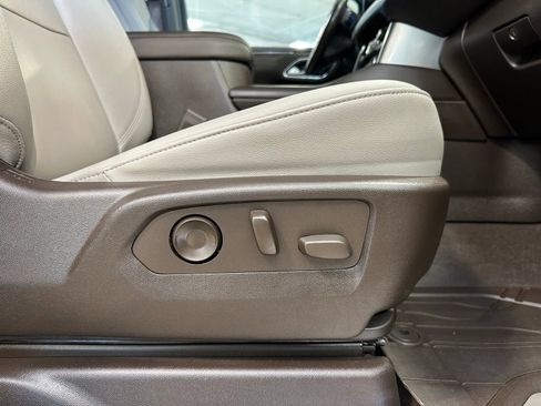 Used 2022 Chevrolet Tahoe Z71 w/ Max Trailering Package image 47