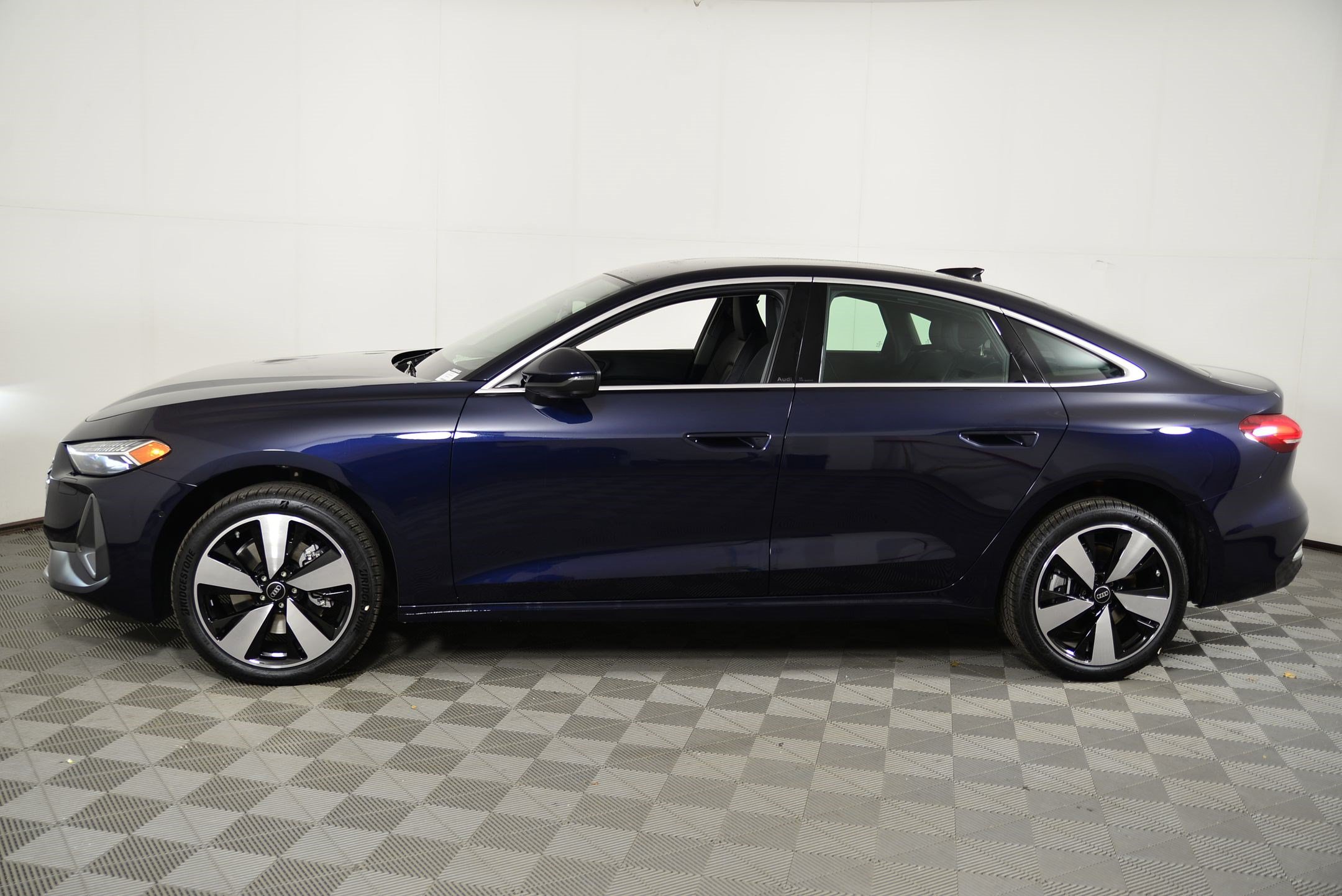 Used 2025 Audi A5 Premium Plus w/ Premium Plus AWD/4WD image 2
