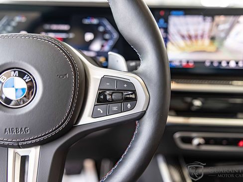 Used 2025 BMW X5 M60i image 28