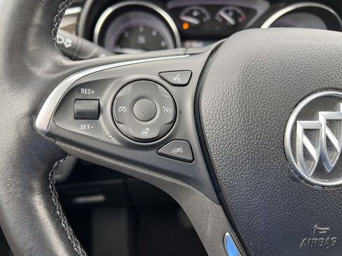 Used 2019 Buick Envision Essence FWD image 20