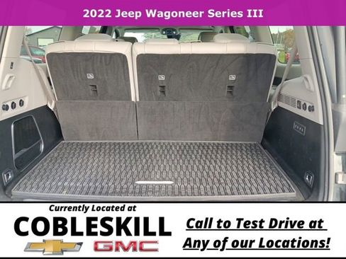 Used 2022 Jeep Wagoneer Series III w/ Premium Group I image 5