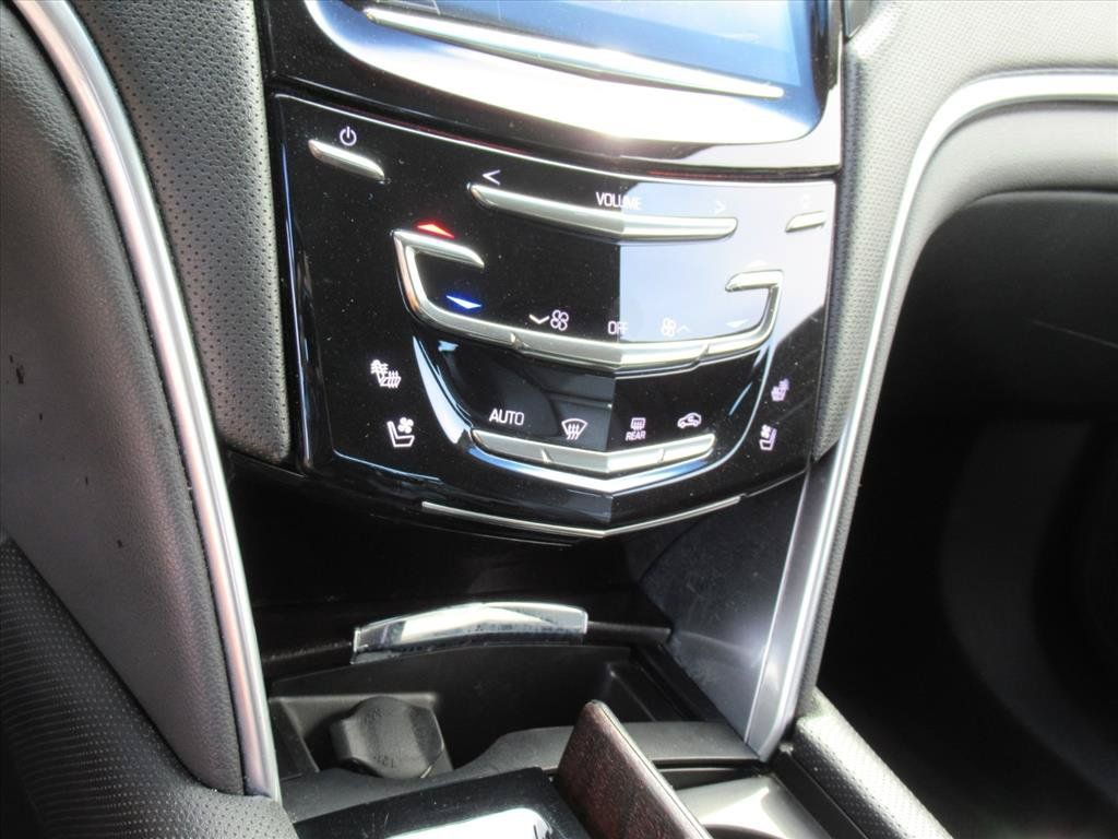Used 2019 Cadillac XTS Luxury FWD image 23