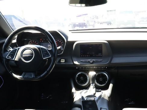 Used 2022 Chevrolet Camaro LT RWD image 27