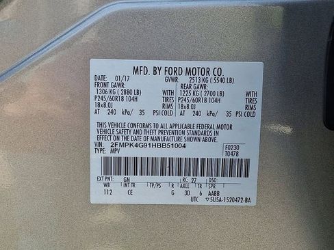 Used 2017 Ford Edge SE image 25